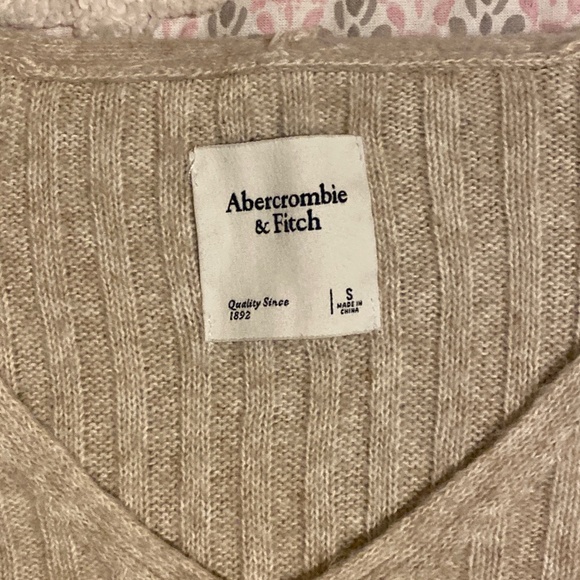 Abercrombie Sweater Bundle S/M - Picture 5 of 5